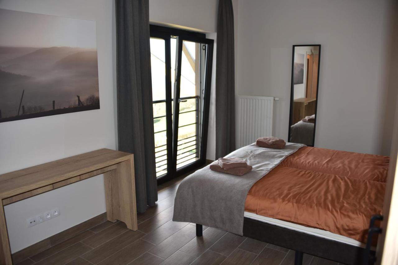 Rochehaut, Les Semoiselles, Villa Charlotte Bouillon Exterior foto